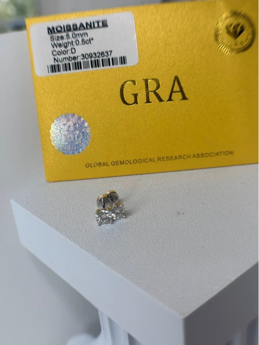 0.5ctw Moissanite earrings 5mm with GRA 925 silver